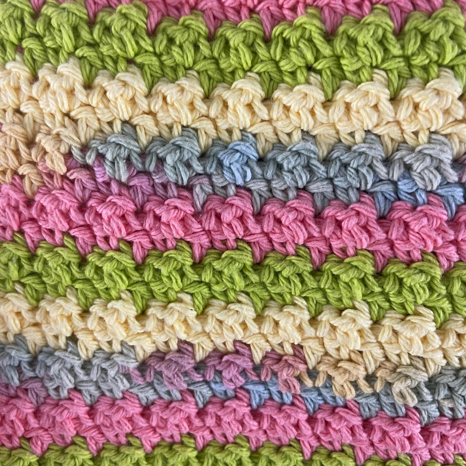 Close-up of the lemon peel stitch used with cotton yarn
